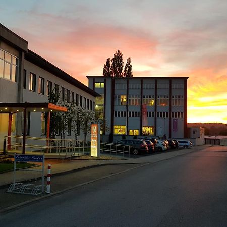 Ruhr Inn Hotel Гаттінґен Екстер'єр фото