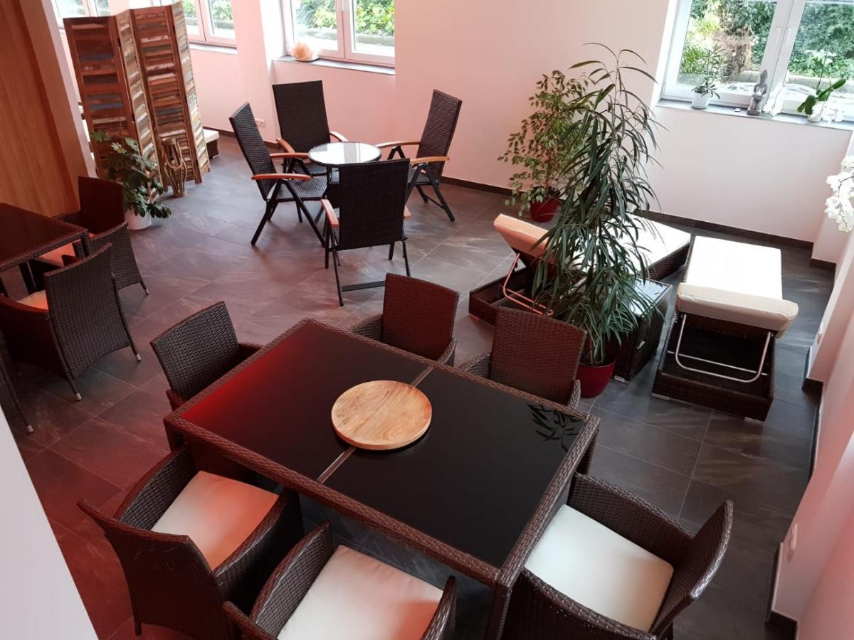 Ruhr Inn Hotel Гаттінґен Екстер'єр фото