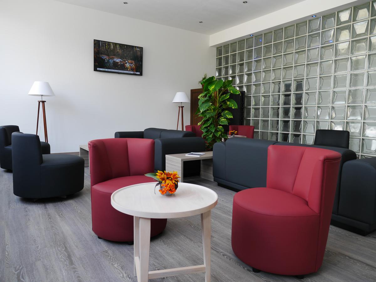 Ruhr Inn Hotel Гаттінґен Екстер'єр фото