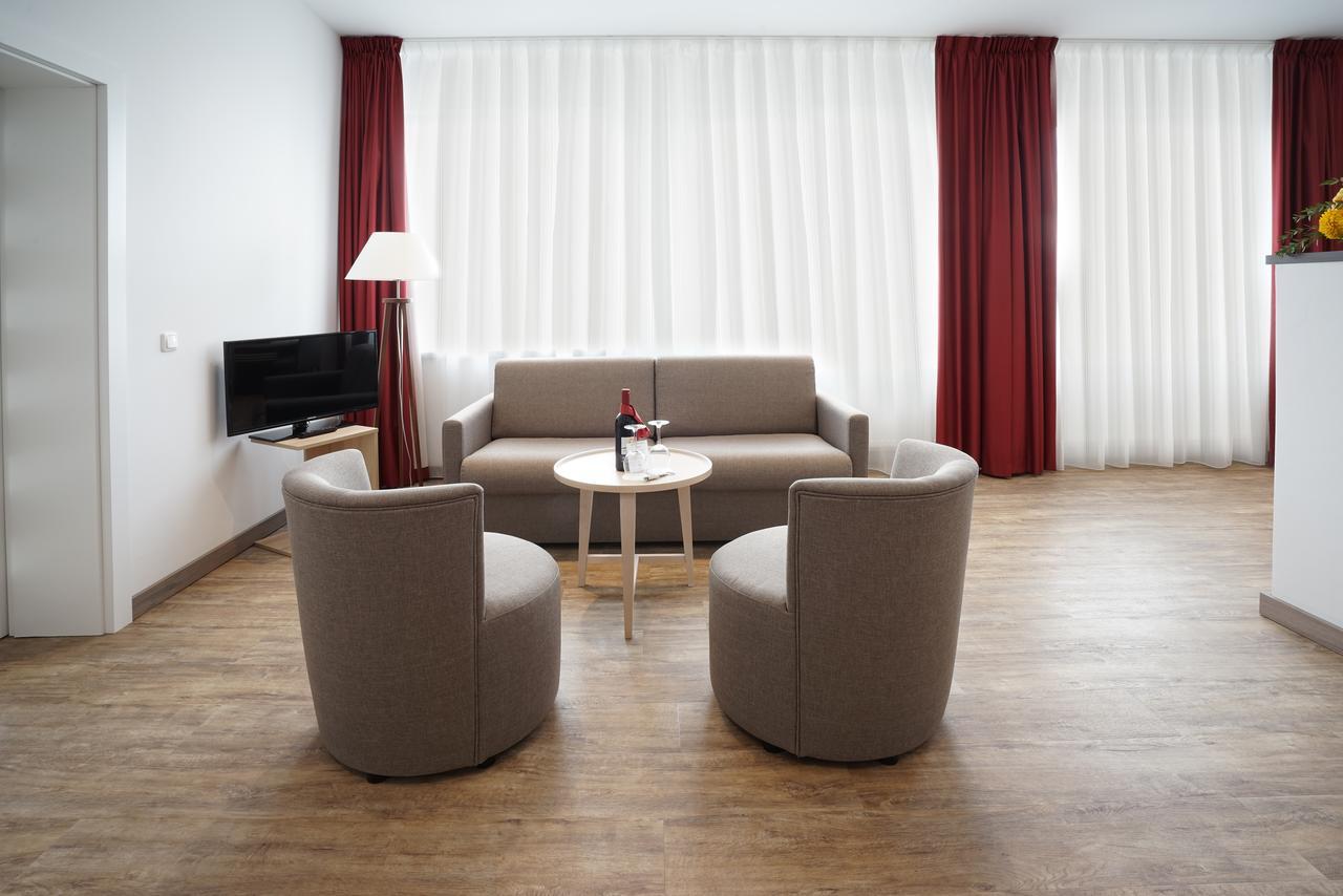Ruhr Inn Hotel Гаттінґен Екстер'єр фото
