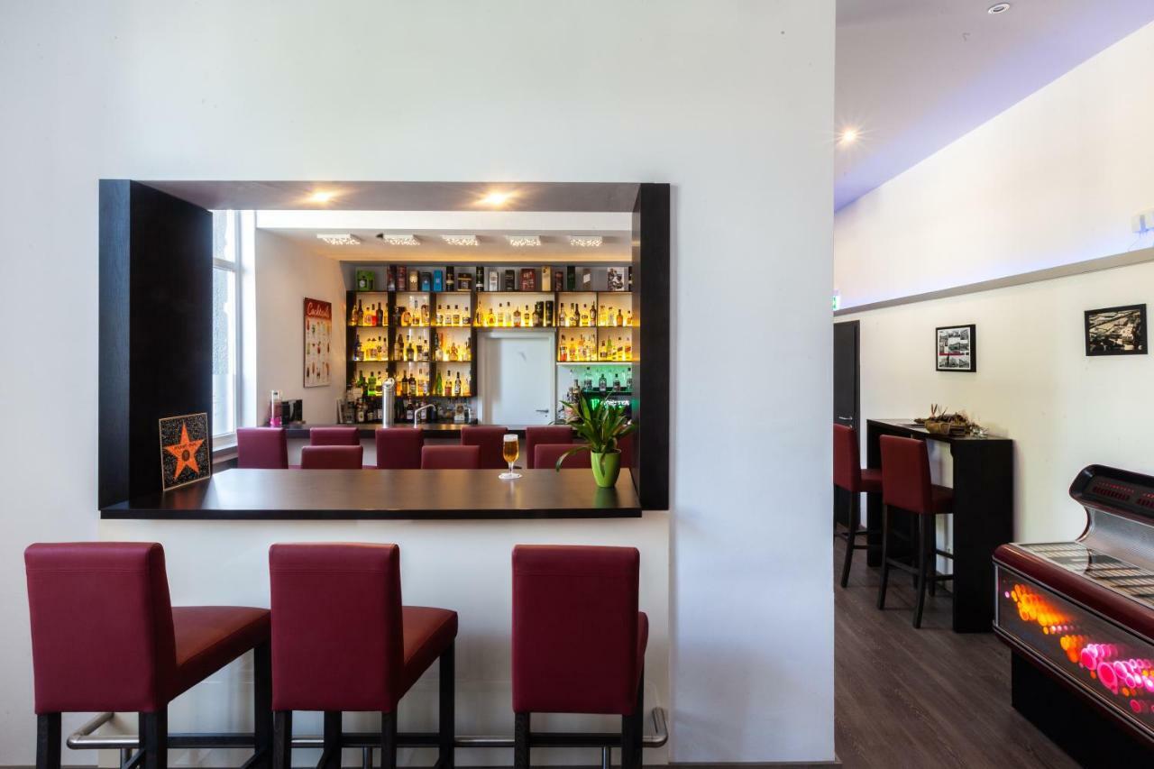 Ruhr Inn Hotel Гаттінґен Екстер'єр фото